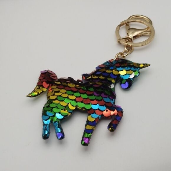Rainbow sequin unicorn keychain - Picture 2 of 3